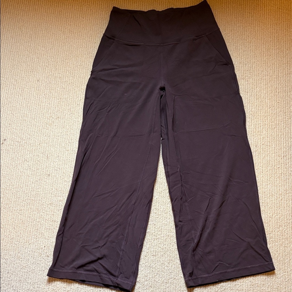 Lululemon Align Wide Leg Crop 23" French Press brown size 6